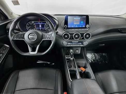 Used 2025 Nissan Sentra SR w/ SR Premium Package FWD image 23