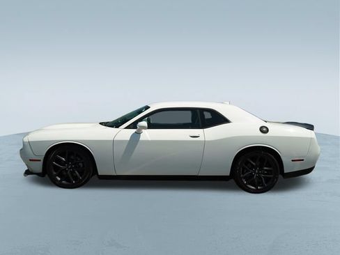 Certified 2022 Dodge Challenger GT w/ Plus Package RWD image 4