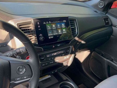 Used 2023 Honda Passport EX-L image 24