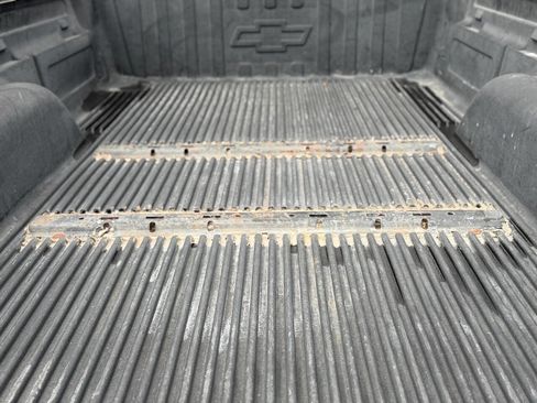 Used 2002 Chevrolet Silverado 3500 LS w/ Electrical Convenience Pkg image 62