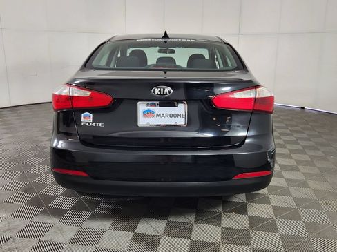 Used 2016 Kia Forte LX FWD image 6