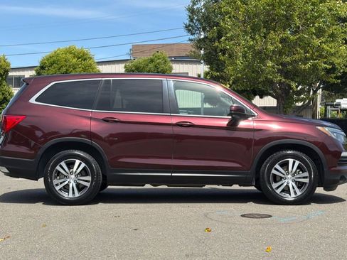Used 2017 Honda Pilot EX-L image 3