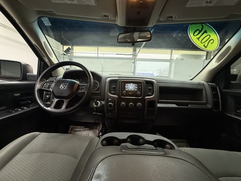 Used 2016 RAM 1500 ST w/ SXT Appearance Group image 12