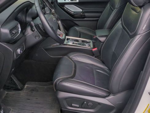 Used 2022 Ford Explorer ST w/ Equipment Group 401A image 17