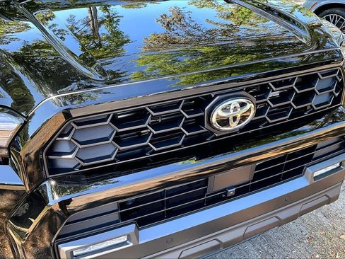 Used 2025 Toyota 4Runner TRD Off-Road Premium image 30