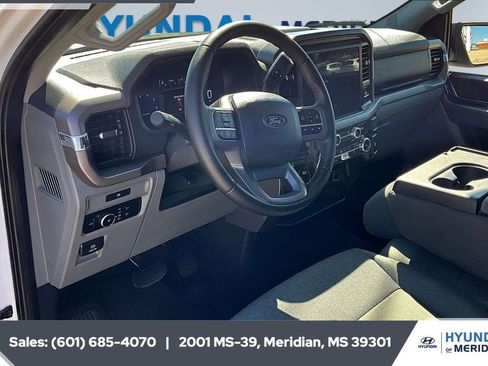 Used 2025 Ford F150 XLT w/ Equipment Group 301A Standard image 12