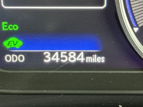 Used 2021 Lexus UX 250h w/ Accessory Package (Z2) image 27