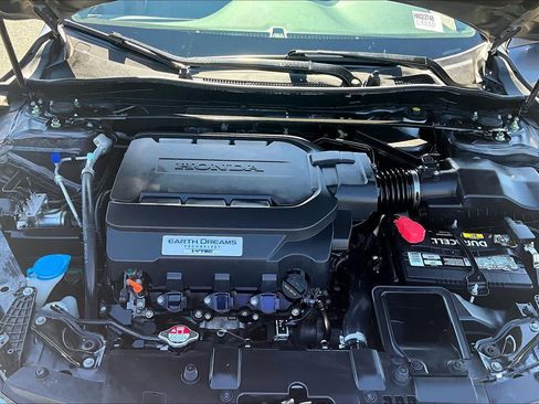 Used 2017 Honda Accord EX-L image 31