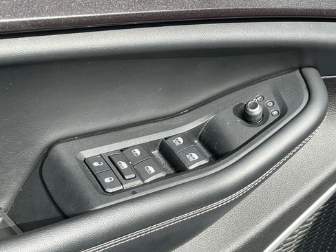 Used 2022 Jeep Grand Cherokee Altitude image 12