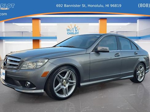 Used 2010 Mercedes-Benz C 300 Sedan w/ Dynamic Handling Pkg image 7