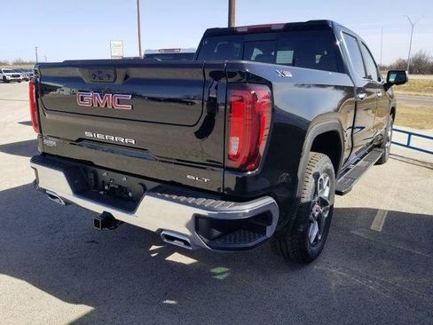 New 2026 GMC Sierra 1500 SLT AWD/4WD image 22