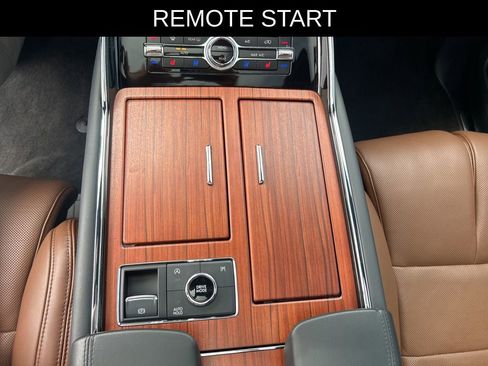 Used 2024 Lincoln Navigator Reserve AWD/4WD image 20