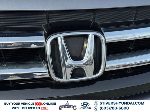 Used 2016 Honda Odyssey SE image 7