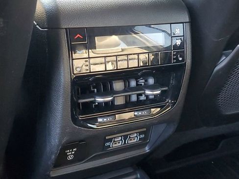 Used 2021 Jeep Grand Cherokee L Limited AWD/4WD image 13