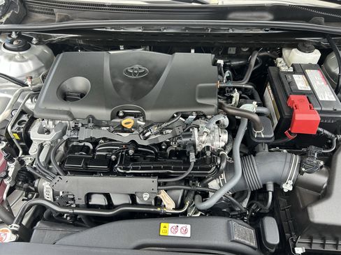 Used 2024 Toyota Camry XSE FWD image 32