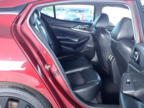 Used 2017 Nissan Maxima SR w/ Midnight Edition FWD image 33