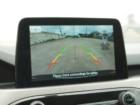 Used 2020 Ford Escape SEL image 16