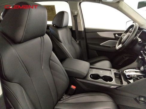 Used 2025 Acura MDX FWD image 35