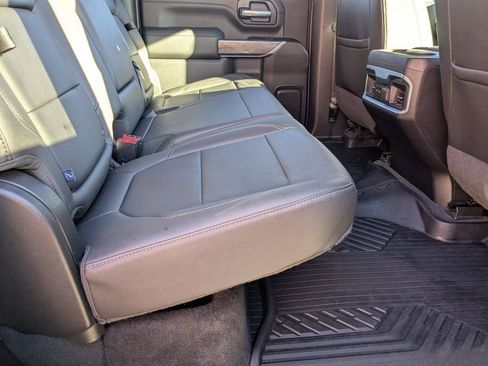 Certified 2022 Chevrolet Silverado 2500 LTZ w/ LTZ Plus Package image 25