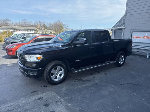 Used 2019 RAM 1500 Big Horn AWD/4WD image 3