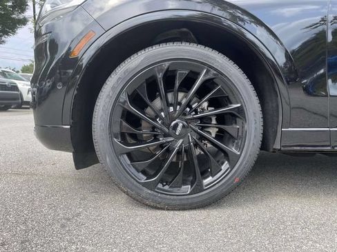 Certified 2023 Lincoln Aviator Reserve w/ Equipment Group 201A RWD image 9