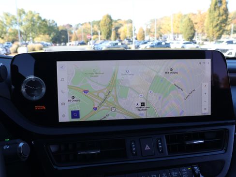 Used 2025 Lexus ES 350 Luxury w/ Technology Package image 23