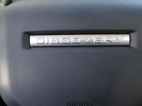 Certified 2025 Land Rover Discovery Sport S image 23