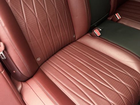 Used 2020 Bentley Flying Spur W12 image 36