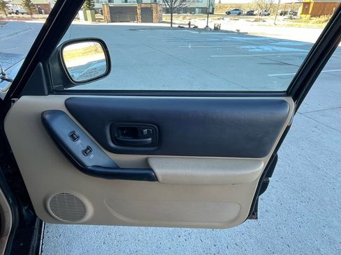 Used 2000 Jeep Cherokee Sport image 24