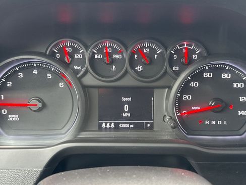 Used 2024 Chevrolet Silverado 2500 W/T w/ WT Convenience Package image 27