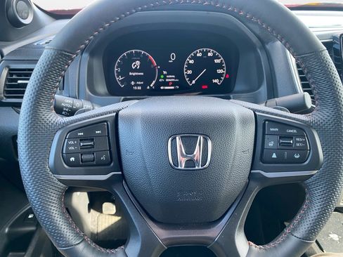 Certified 2025 Honda Ridgeline TrailSport image 13