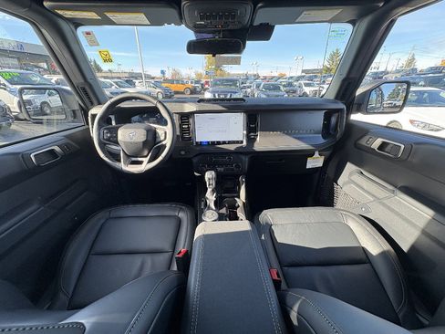 New 2025 Ford Bronco Badlands w/ Sasquatch Package AWD/4WD image 21