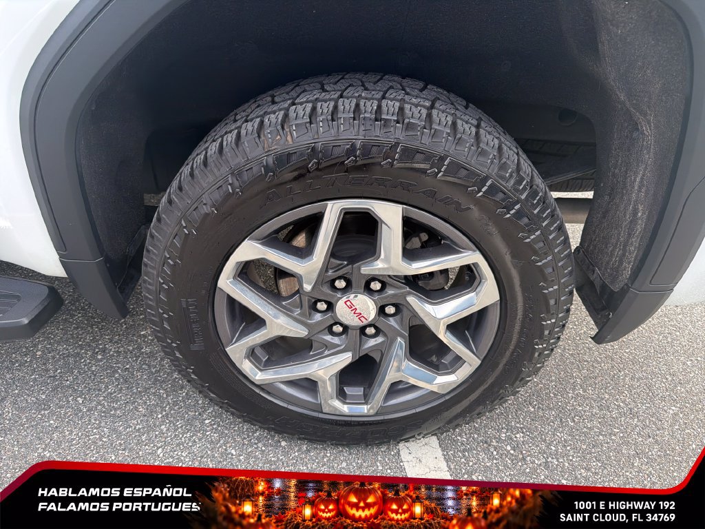 Used 2023 GMC Sierra 1500 SLT w/ SLT Premium Package AWD/4WD image 11