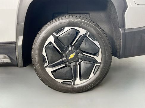 New 2026 Chevrolet Silverado EV LT image 33