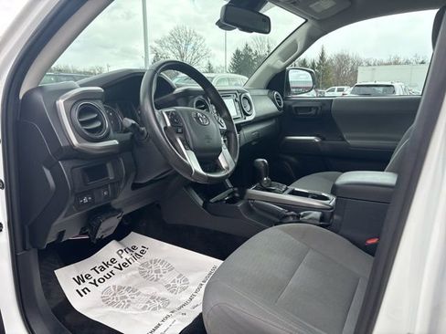 Used 2019 Toyota Tacoma SR5 image 8