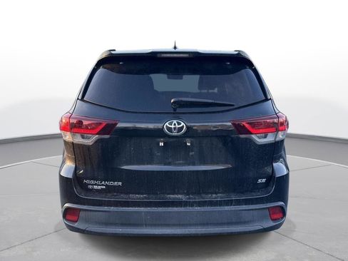 Used 2019 Toyota Highlander SE image 7