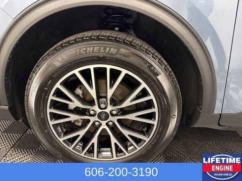 Used 2024 Ford Escape SE image 14