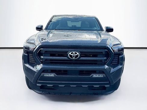 Used 2025 Toyota Tacoma SR5 AWD/4WD image 2