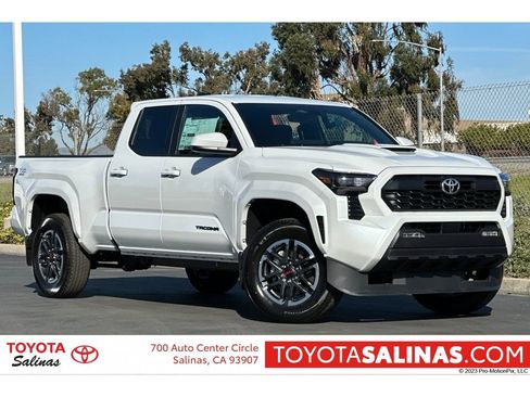 New 2025 Toyota Tacoma TRD Sport image 1