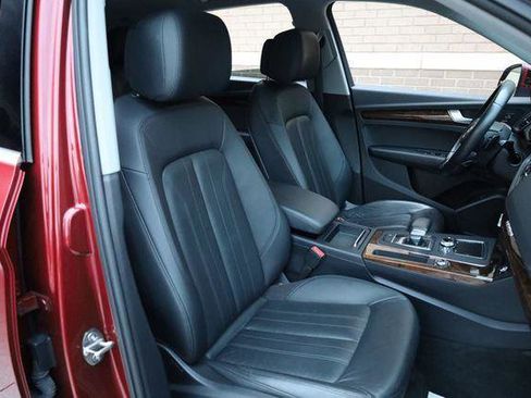 Used 2018 Audi Q5 2.0T Premium Plus w/ Premium Plus Package AWD/4WD image 28