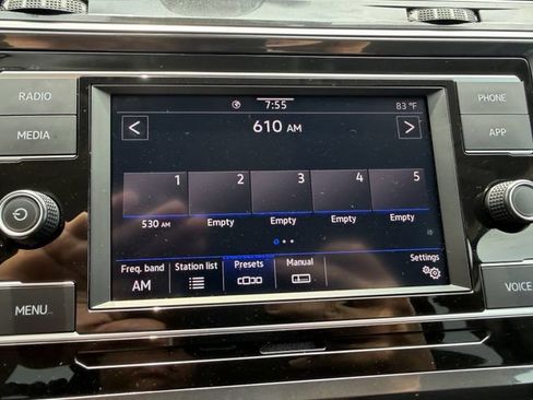 Used 2024 Volkswagen Tiguan S FWD image 19