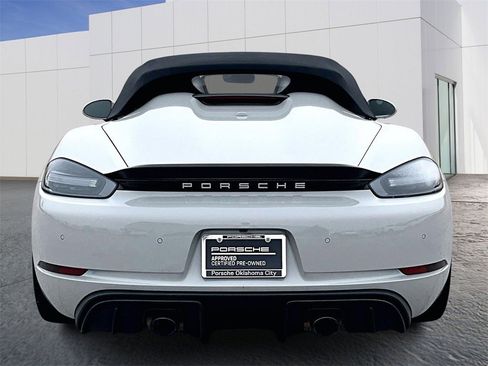 Used 2021 Porsche 718 Boxster Spyder image 6