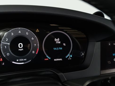 Used 2025 Porsche 911 Carrera S image 33