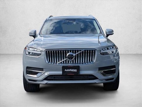 Used 2024 Volvo XC90 T8 Plus w/ Protection Package Premier AWD/4WD image 2