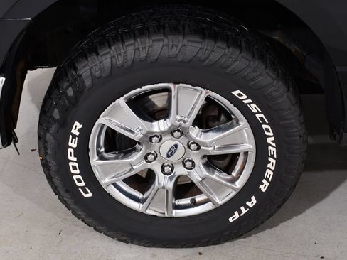 Used 2016 Ford F150 XLT w/ Equipment Group 302A Luxury AWD/4WD image 25