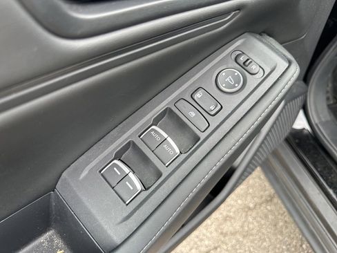 Used 2023 Honda Accord Sport image 15