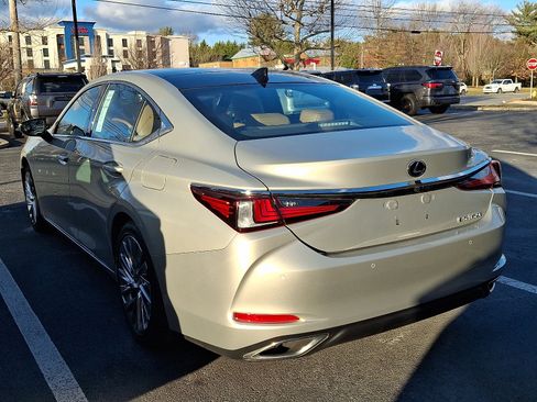 Used 2019 Lexus ES 350 image 3
