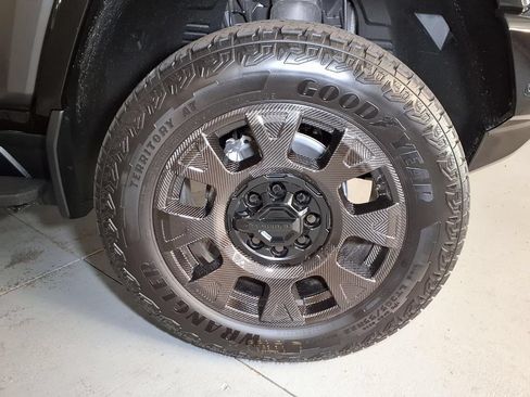 New 2026 GMC Hummer EV 3X w/ Carbon Fiber Edition Package AWD/4WD image 5