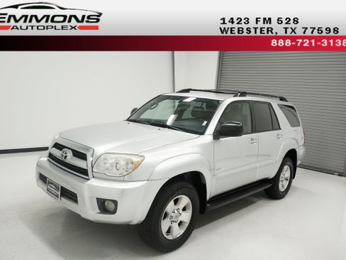 Used 2006 Toyota 4Runner SR5 RWD image 1