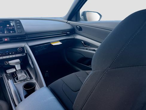 New 2026 Hyundai Elantra Sport FWD image 16